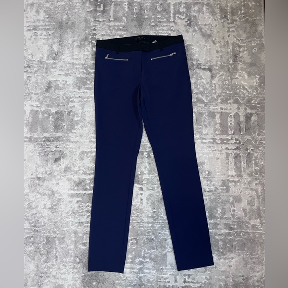 Mid rise straight leg pants sz. 8 - Picture 7 of 7